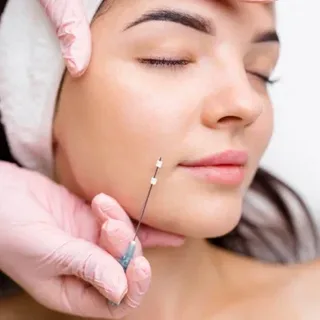 Thread Lift in Riyadh for Natural-Looking Lifting Results